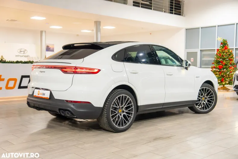 Porsche Cayenne Coupe din 2020 cu 87.057 km - oferta POR103799 - foto 4