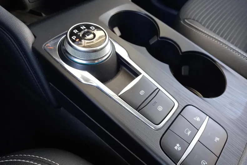 Ford Kuga din 2022 cu 85.659 km - oferta FOR103812 - foto 16