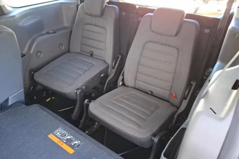 Ford Tourneo Connect din 2019 cu 146.898 km - oferta FOR103813 - foto 14