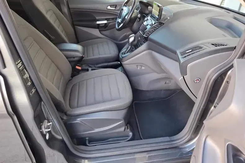 Ford Tourneo Connect din 2019 cu 146.898 km - oferta FOR103813 - foto 17