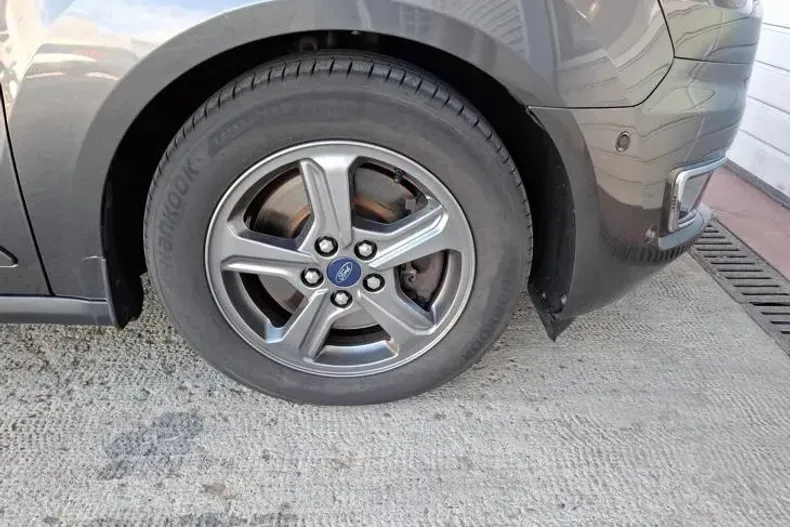 Ford Tourneo Connect din 2019 cu 146.898 km - oferta FOR103813 - foto 18