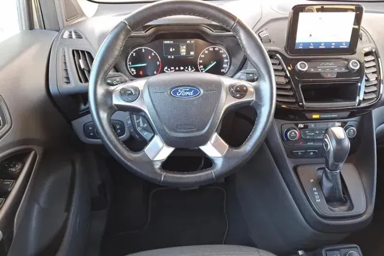 Ford Tourneo Connect din 2019 cu 146.898 km - oferta FOR103813 - foto 22