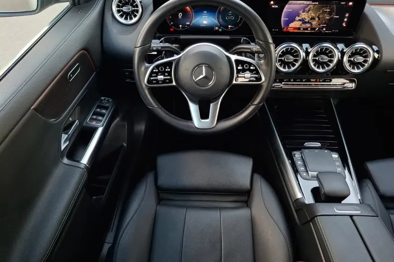 Mercedes-Benz GLA din 2021 cu 99.706 km - oferta MER103815 - foto 13