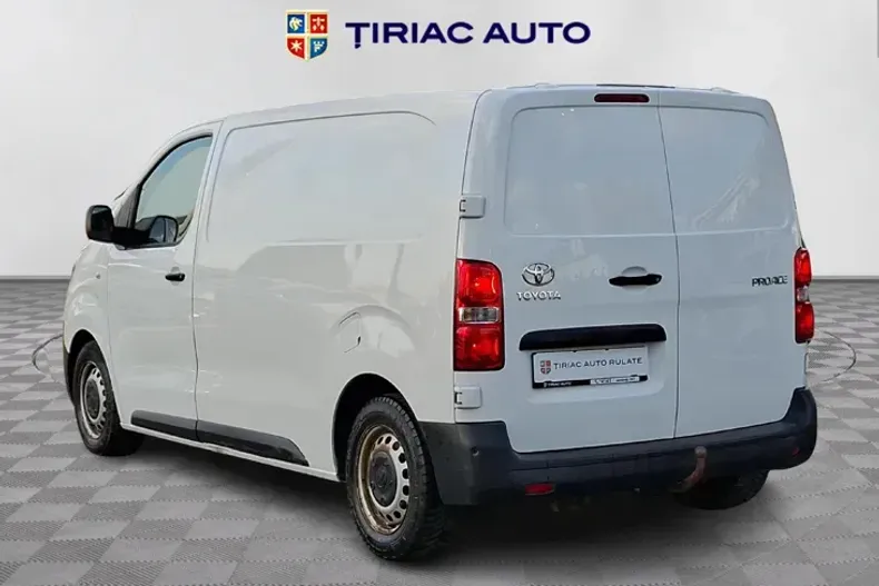 Toyota Proace din 2019 cu 93.939 km - oferta TOY103816 - foto 4