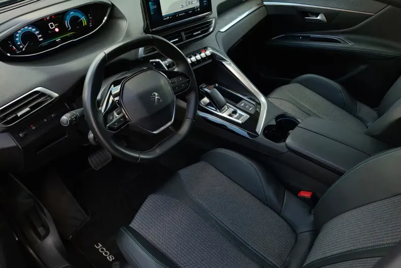 Peugeot 3008 din 2021 cu 60.749 km - oferta PEU103817 - foto 14