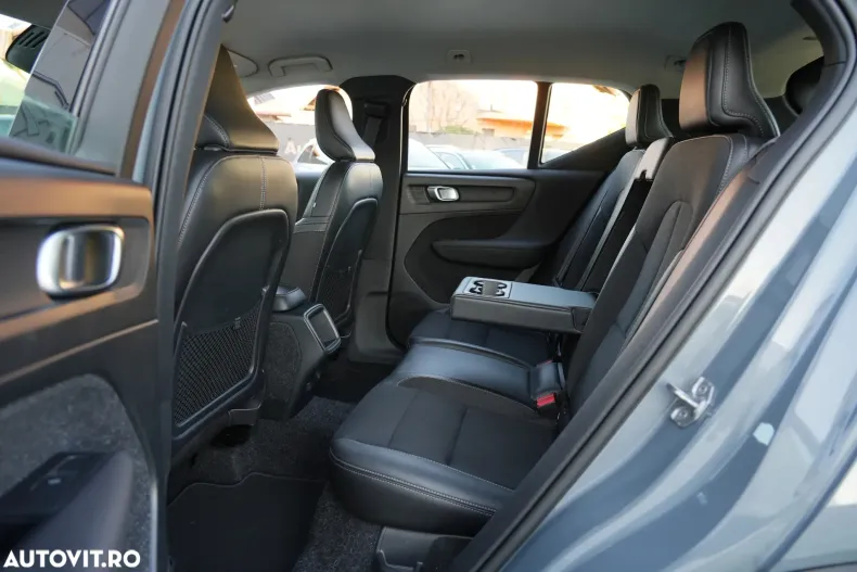 Volvo XC40 din 2020 cu 118.950 km - oferta VOL103818 - foto 14