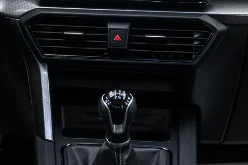 Seat Leon din 2021 cu 92.160 km - oferta SEA103831 - foto 4