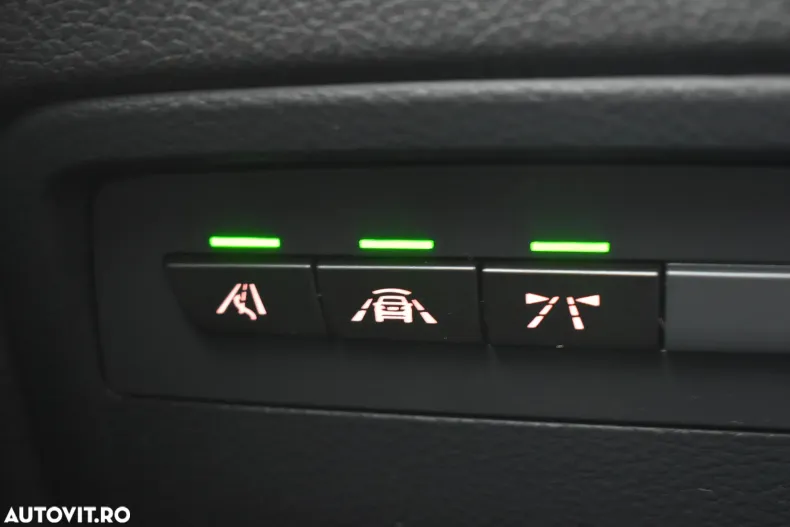 BMW Seria 3 din 2020 cu 136.392 km - oferta BMW103860 - foto 16