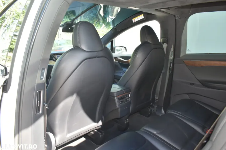 Tesla Model X din 2020 cu 61.426 km - oferta TES103875 - foto 10