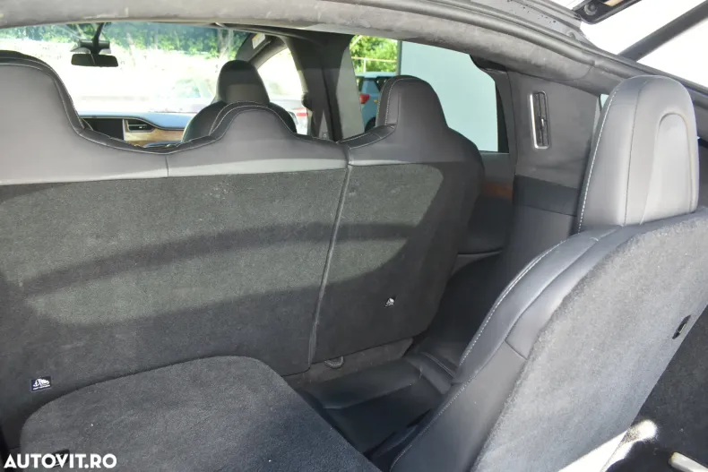 Tesla Model X din 2020 cu 61.426 km - oferta TES103875 - foto 11
