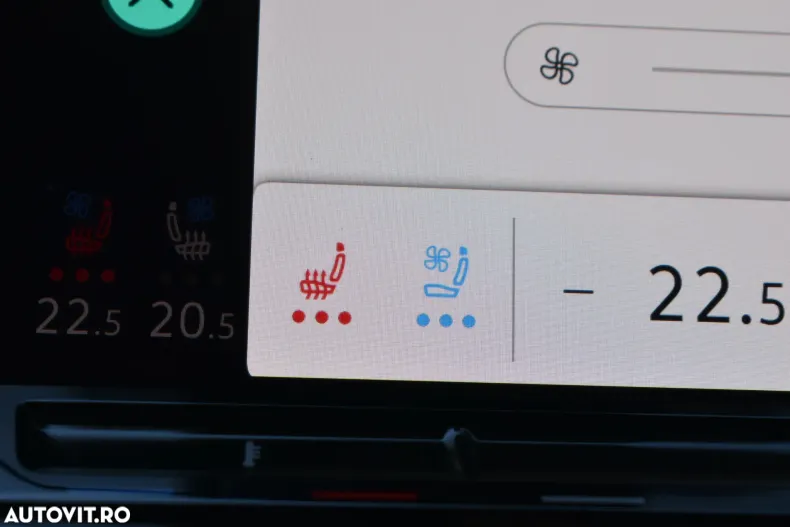 Volkswagen Multivan din 2024 cu 18.219 km - oferta VOL103876 - foto 22