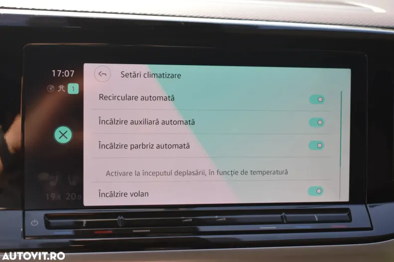 Volkswagen Multivan din 2024 cu 18.219 km - oferta VOL103876 - foto 25