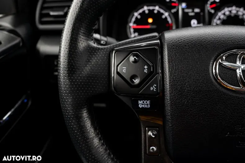 Toyota 4Runner din 2022 cu 44.444 km - oferta TOY103933 - foto 31