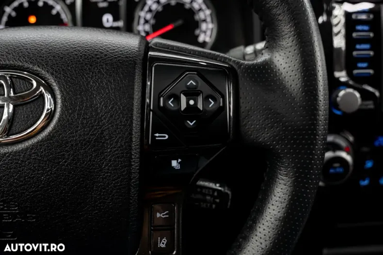 Toyota 4Runner din 2022 cu 44.444 km - oferta TOY103933 - foto 32