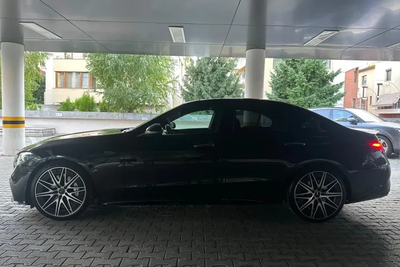 Mercedes-Benz C din 2024 cu 15.319 km - oferta MER103972 - foto 4