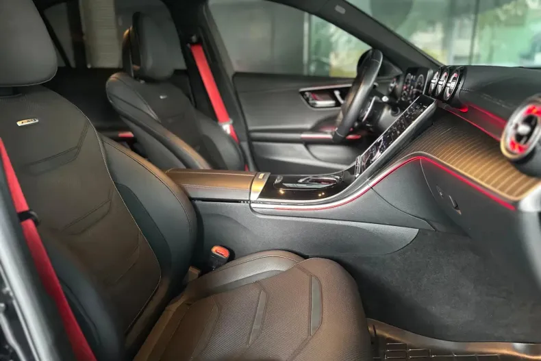 Mercedes-Benz C din 2024 cu 15.319 km - oferta MER103972 - foto 29