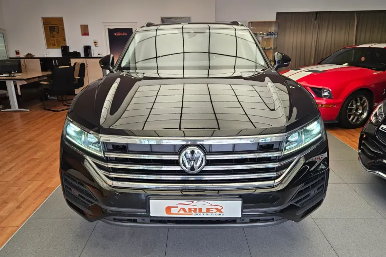 Volkswagen Touareg din 2020 cu 144.300 km - oferta VOL103973 - foto 2