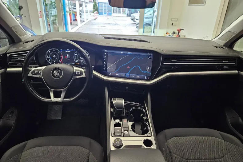 Volkswagen Touareg din 2020 cu 144.300 km - oferta VOL103973 - foto 12