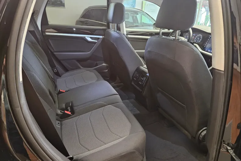 Volkswagen Touareg din 2020 cu 144.300 km - oferta VOL103973 - foto 15