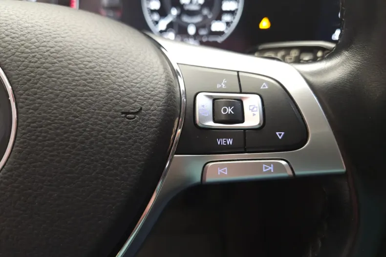 Volkswagen Touareg din 2020 cu 144.300 km - oferta VOL103973 - foto 21