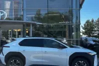 Toyota bZ4X din 2024 cu 10 km - oferta TOY104045 - foto 1