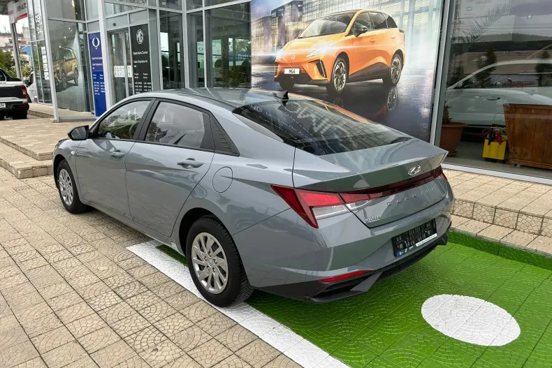 Hyundai Elantra din 2021 cu 23.300 km - oferta HYU104049 - foto 4