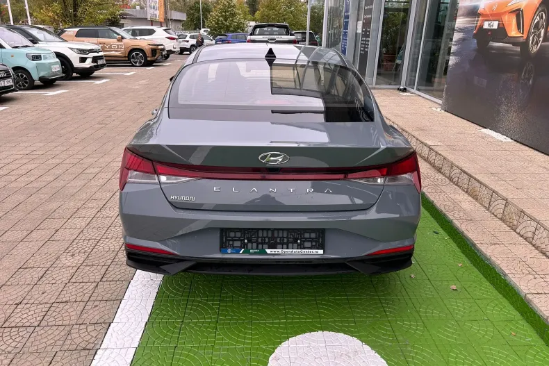 Hyundai Elantra din 2021 cu 23.300 km - oferta HYU104049 - foto 5