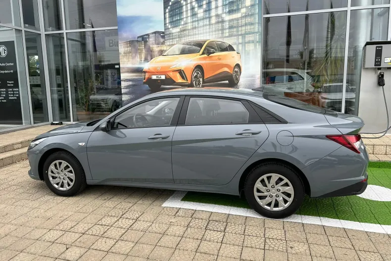 Hyundai Elantra din 2021 cu 23.300 km - oferta HYU104049 - foto 6