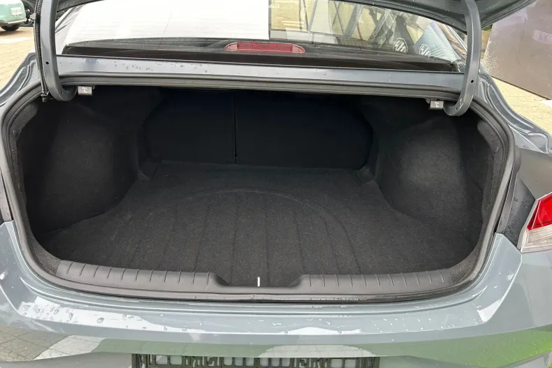 Hyundai Elantra din 2021 cu 23.300 km - oferta HYU104049 - foto 7