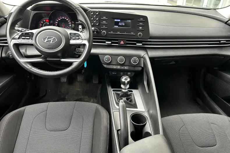 Hyundai Elantra din 2021 cu 23.300 km - oferta HYU104049 - foto 12