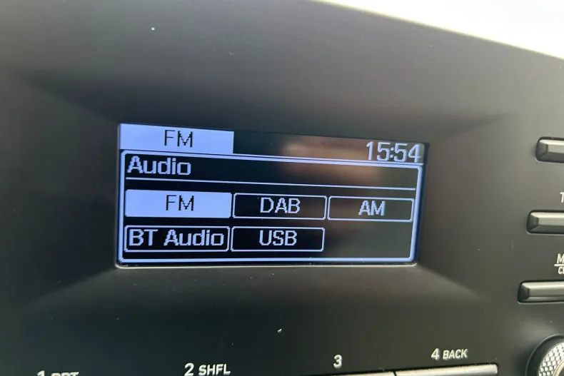 Hyundai Elantra din 2021 cu 23.300 km - oferta HYU104049 - foto 19