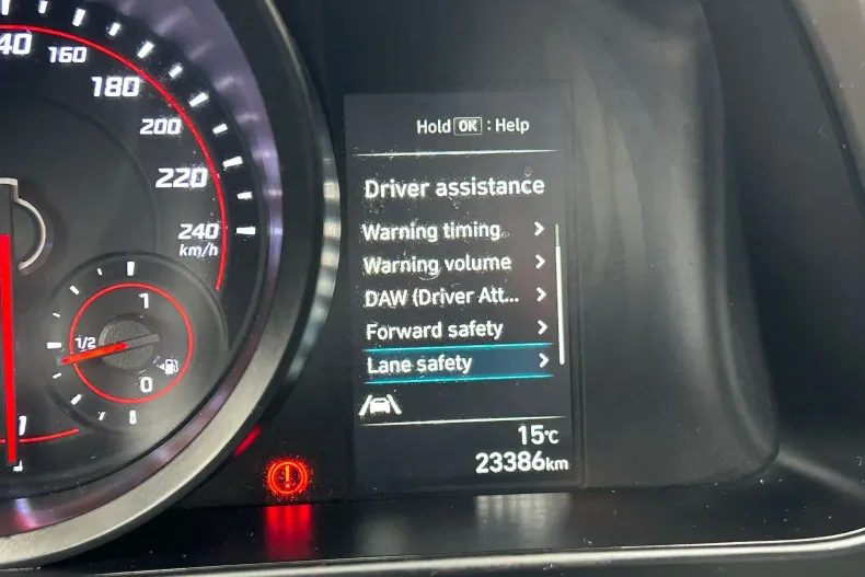 Hyundai Elantra din 2021 cu 23.300 km - oferta HYU104049 - foto 23