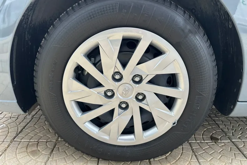 Hyundai Elantra din 2021 cu 23.300 km - oferta HYU104049 - foto 25