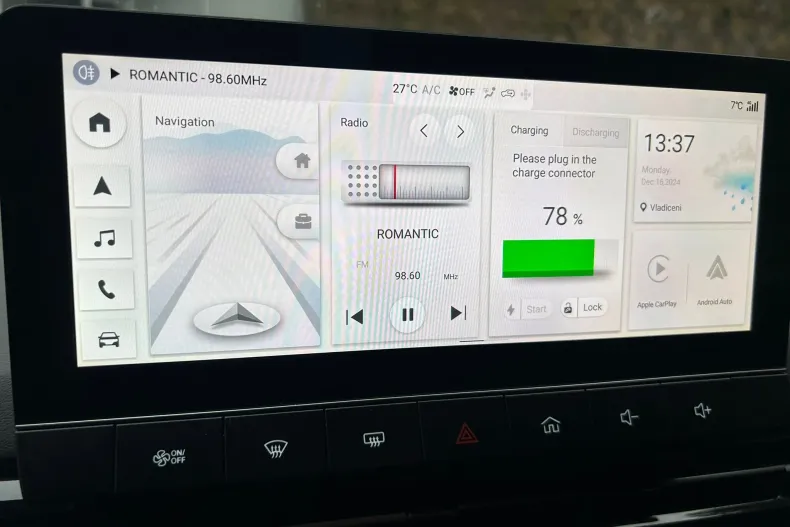 MG MG4 din 2024 cu 2.000 km - oferta MG0104050 - foto 29