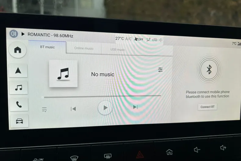 MG MG4 din 2024 cu 2.000 km - oferta MG0104050 - foto 31