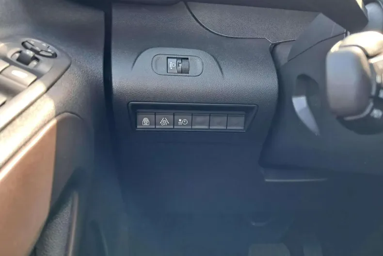 Peugeot Rifter din 2023 cu 4.574 km - oferta PEU104060 - foto 7