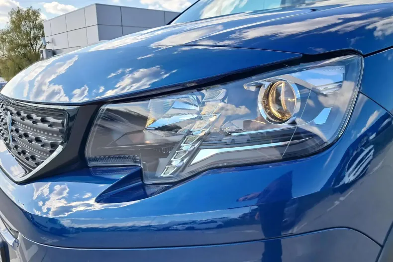 Peugeot Rifter din 2023 cu 4.574 km - oferta PEU104060 - foto 22