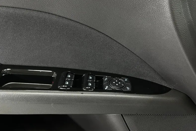 Ford Mondeo din 2020 cu 141.641 km - oferta FOR104077 - foto 22