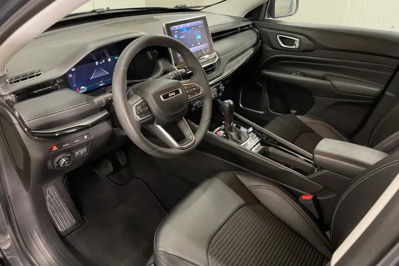 Jeep Compass din 2022 cu 123.261 km - oferta JEE104080 - foto 5