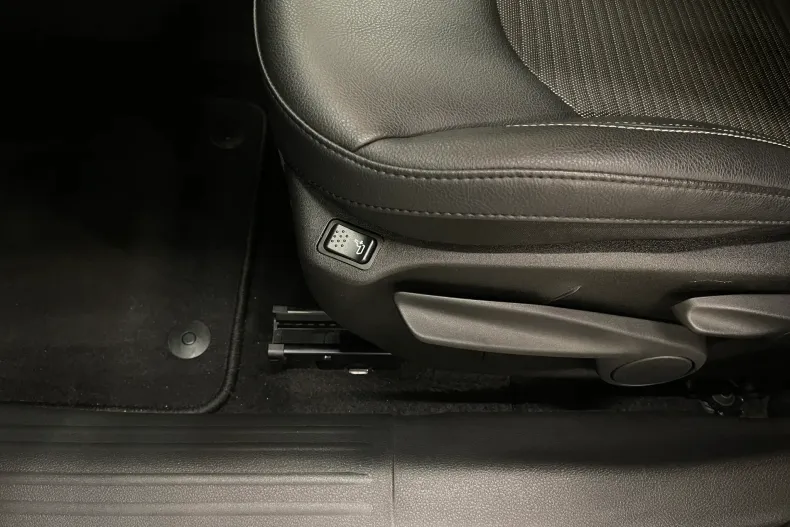 Jeep Compass din 2022 cu 123.261 km - oferta JEE104080 - foto 21