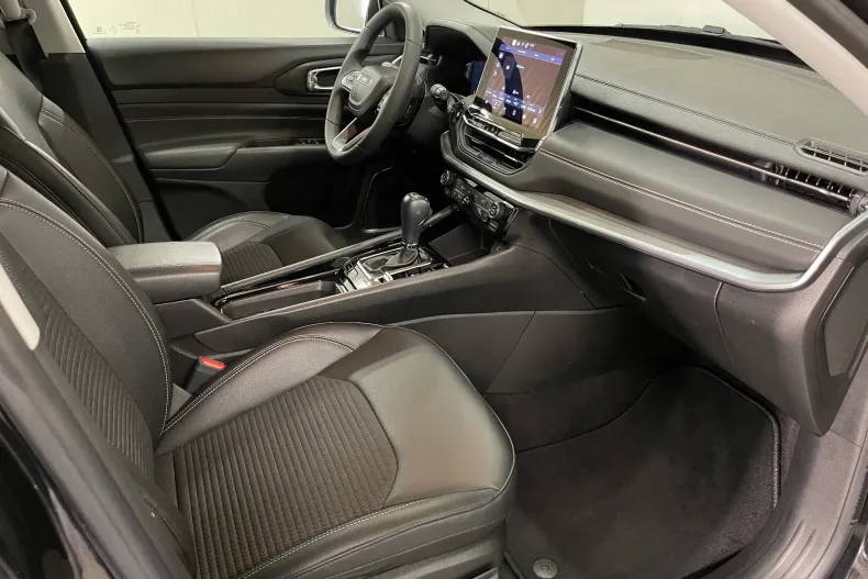 Jeep Compass din 2022 cu 73.704 km - oferta JEE104081 - foto 10