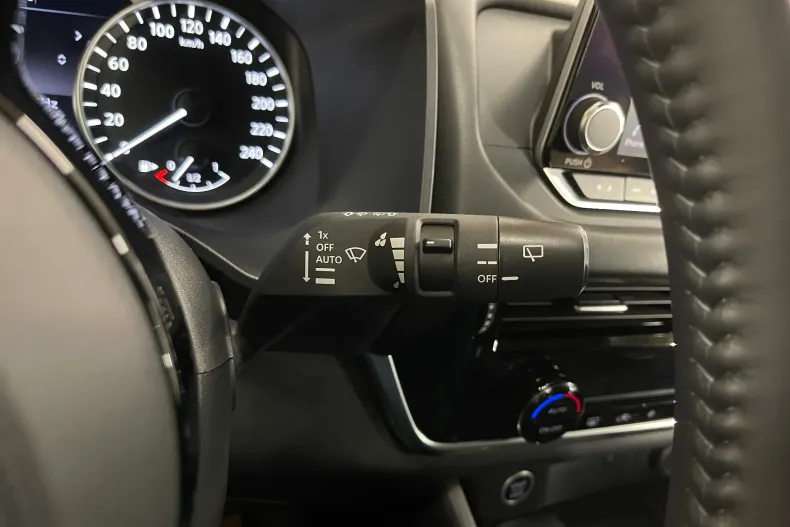 Nissan Qashqai din 2023 cu 74.648 km - oferta NIS104082 - foto 19