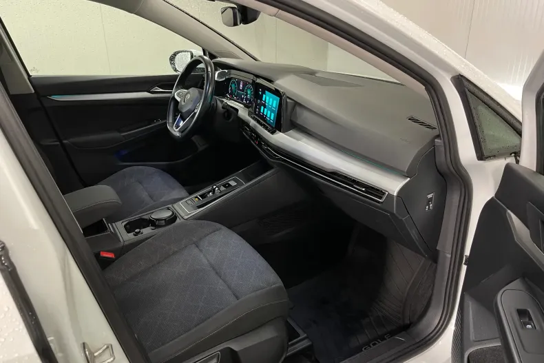 Volkswagen Golf din 2021 cu 132.745 km - oferta VOL104089 - foto 9
