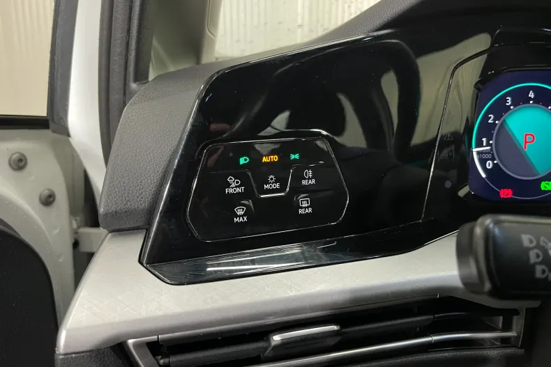 Volkswagen Golf din 2021 cu 132.745 km - oferta VOL104089 - foto 20