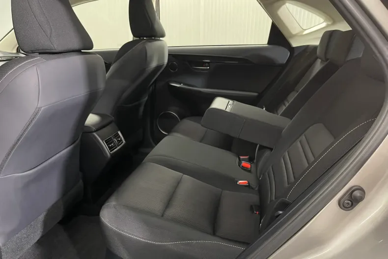 Lexus Seria NX din 2020 cu 106.115 km - oferta LEX104092 - foto 11