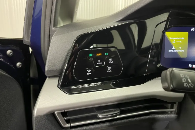 Volkswagen Golf din 2021 cu 133.483 km - oferta VOL104096 - foto 19