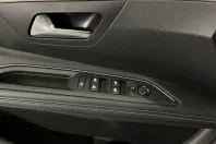 Peugeot 3008 din 2021 cu 38.032 km - oferta PEU104099 - foto 26