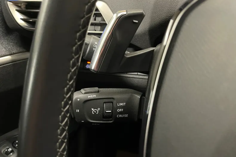 Peugeot 3008 din 2021 cu 38.032 km - oferta PEU104099 - foto 28