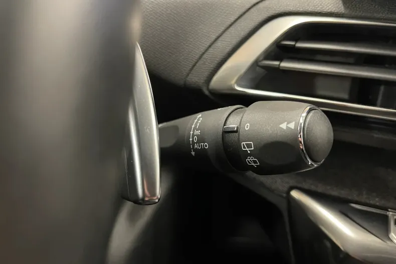 Peugeot 3008 din 2021 cu 38.032 km - oferta PEU104099 - foto 30