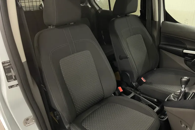 Ford Transit Connect din 2020 cu 170.737 km - oferta FOR104102 - foto 9